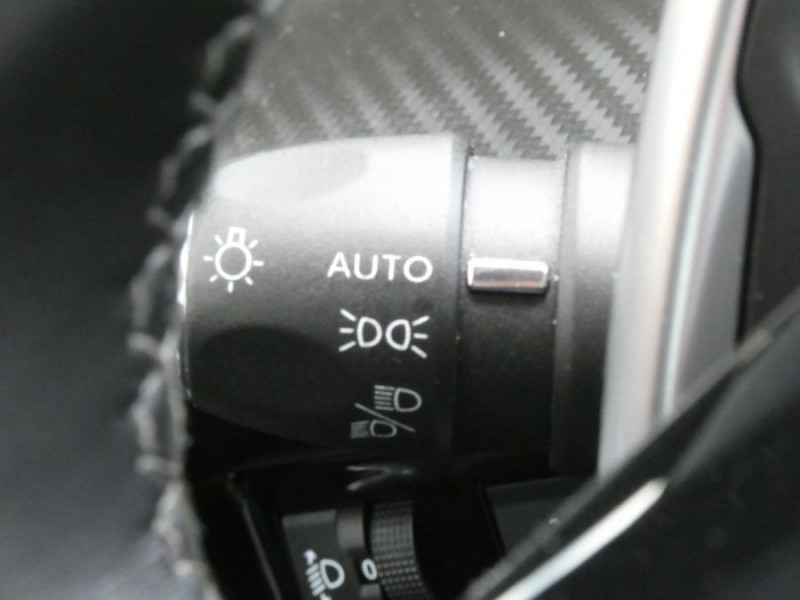 Photo 24 de l'offre de PEUGEOT 508 1.5 BlueHDi 130 EAT8 ALLURE PACK Coffre EL. ACC SC 1ère Main à 21950€ chez Mérignac auto