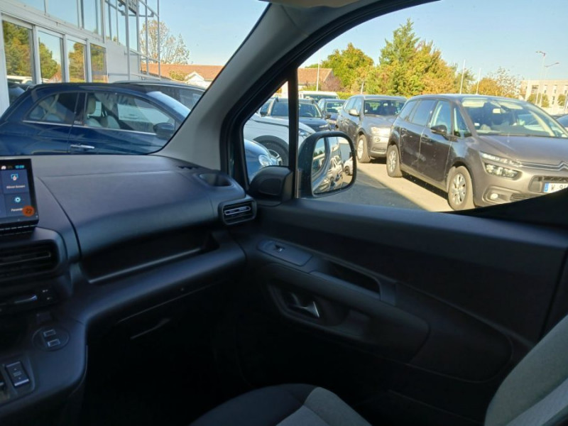 Photo 30 de l'offre de CITROEN BERLINGO 1.5 BlueHDi 130 EAT8 N1 PACK ADML Camera Induction 3 Sièges Arr. à 28450€ chez Mérignac auto