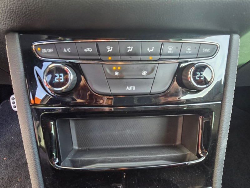 Photo 16 de l'offre de OPEL ASTRA V 1.5 TURBO D 122 BVA9 ULTIMATE Mi CUIR JA18 Options... à 16990€ chez Mérignac auto