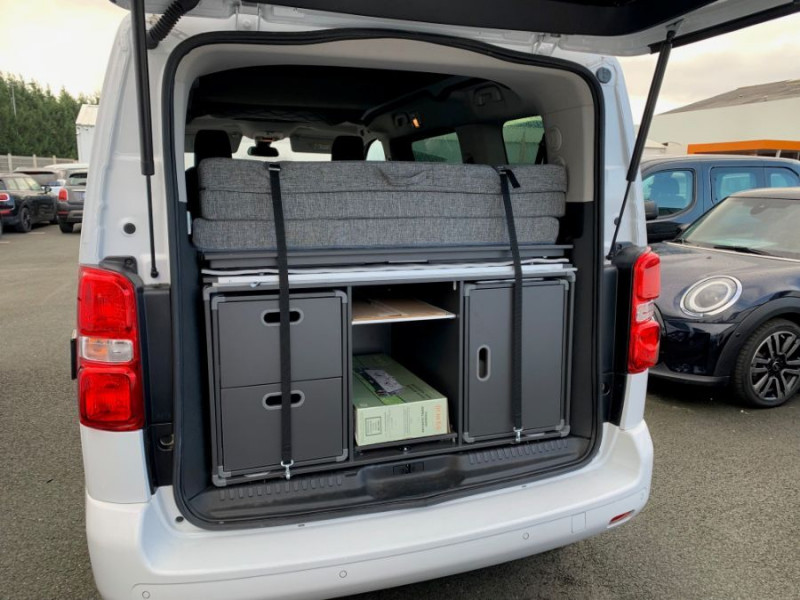 Photo 5 de l'offre de PEUGEOT EXPERT 2.0 BlueHDi 145 BVM6 VANSTER 5PL 2 Lits Chauffage 1ère Main à 47950€ chez Mérignac auto