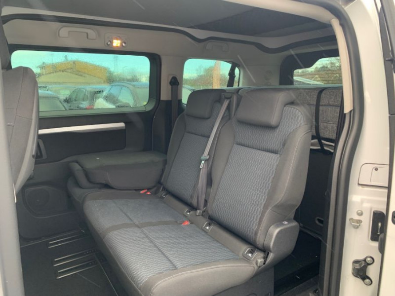 Photo 7 de l'offre de PEUGEOT EXPERT 2.0 BlueHDi 145 BVM6 VANSTER 5PL 2 Lits Chauffage 1ère Main à 47950€ chez Mérignac auto