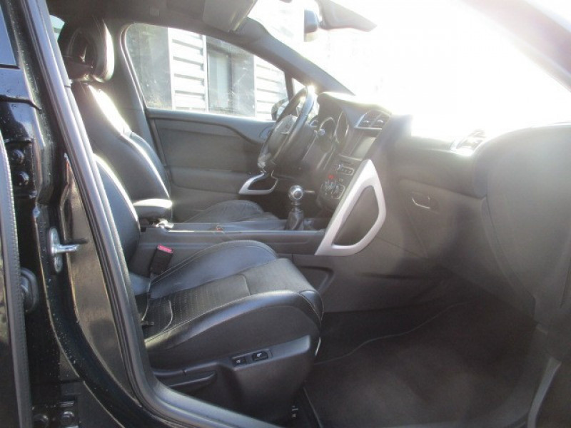 Photo 5 de l'offre de CITROEN DS4 2.0 BLUEHDI 150CH SPORT CHIC S&S à 13990€ chez AUTOMOBILES DE A A Z DOMALAIN