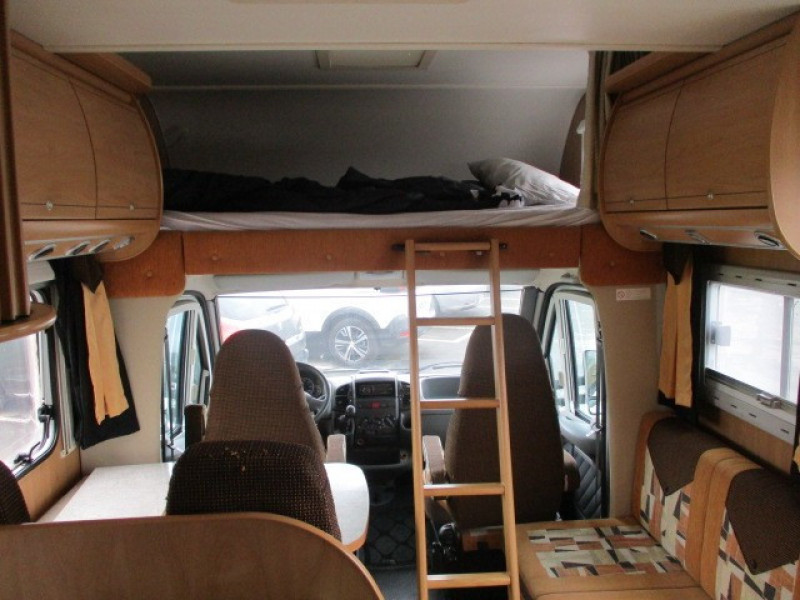 Photo 9 de l'offre de FIAT DUCATO CCB MAXI 2.8 JTD 128CH DOUBLE CABINE PACK à 28990€ chez AUTOMOBILES DE A A Z DOMALAIN