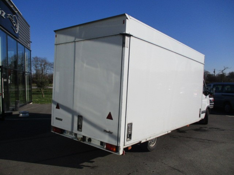 Photo 3 de l'offre de RENAULT MMASTER II CCB L2 3.0 DCI 140CH MAGASIN à 24990€ chez AUTOMOBILES DE A A Z DOMALAIN