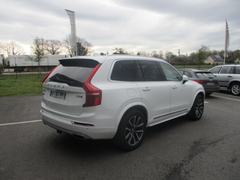 Photo 4 de l'offre de VOLVO XC90 D5 AWD 225CH INSCRIPTION LUXE GEARTRONIC 7 PLACES à 35990€ chez AUTOMOBILES DE A A Z DOMALAIN