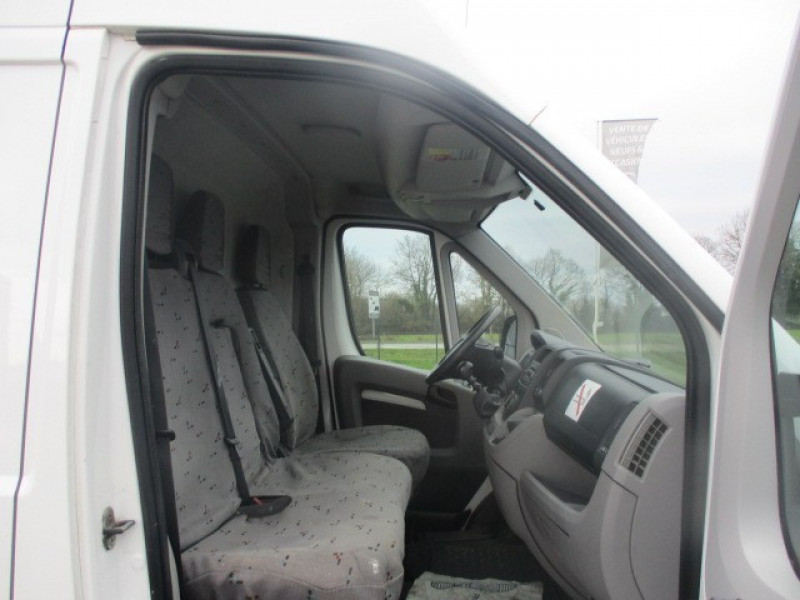 Photo 6 de l'offre de CITROEN JUMPER CCB 4-35 L4 HDI120 à 19990€ chez AUTOMOBILES DE A A Z DOMALAIN
