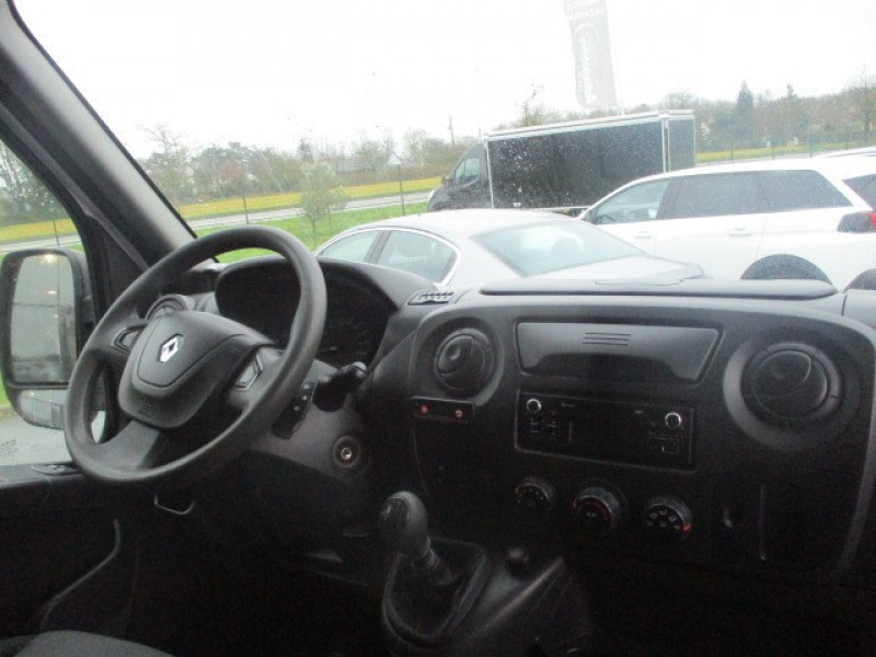 Photo 6 de l'offre de RENAULT MASTER III FG F3500 L3H3 2.3 DCI 130CH GRAND CONFORT EURO6 à 23990€ chez AUTOMOBILES DE A A Z DOMALAIN