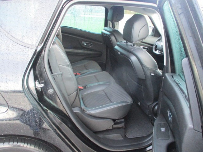 Photo 8 de l'offre de RENAULT SCENIC IV 1.5 DCI 110CH ENERGY INTENS à 13990€ chez AUTOMOBILES DE A A Z DOMALAIN
