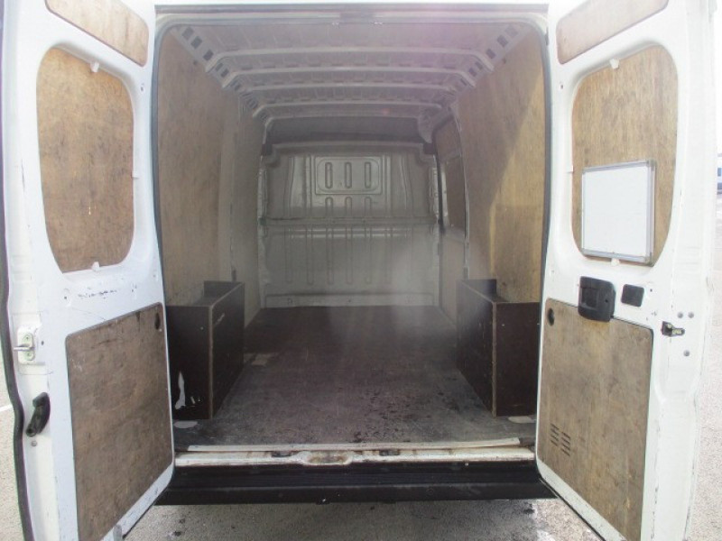 Photo 9 de l'offre de PEUGEOT BOXER FG 333 L3H2 2.0 BLUEHDI 130 PREMIUM PACK à 21990€ chez AUTOMOBILES DE A A Z DOMALAIN