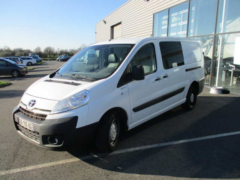 Photo 2 de l'offre de TOYOTA PROACE L2H1 90 D-4D à 24990€ chez AUTOMOBILES DE A A Z DOMALAIN