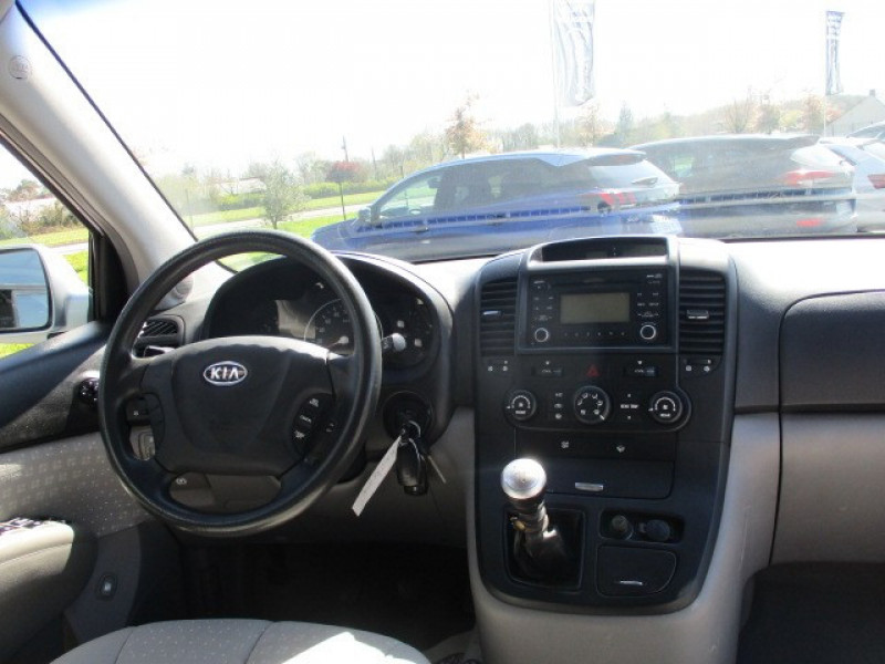 Photo 6 de l'offre de KIA CARNIVAL 2.9 CRDI185 BEST à 5990€ chez AUTOMOBILES DE A A Z DOMALAIN