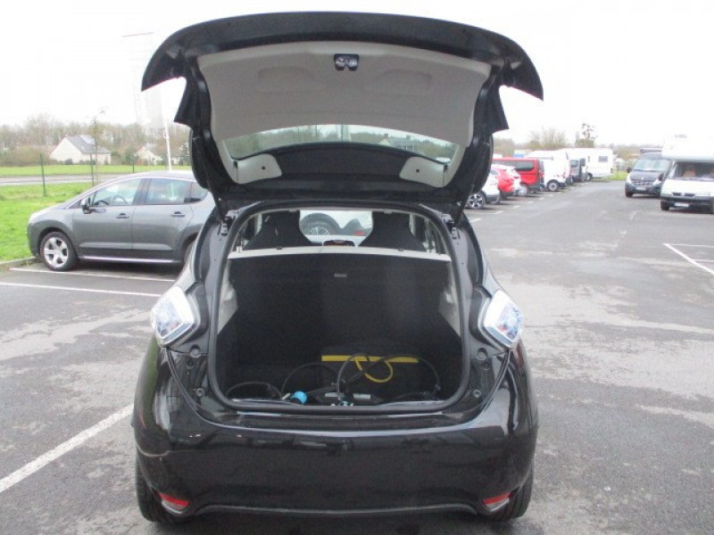 Photo 8 de l'offre de RENAULT ZOE INTENS CHARGE RAPIDE TYPE 2 à 9990€ chez AUTOMOBILES DE A A Z DOMALAIN