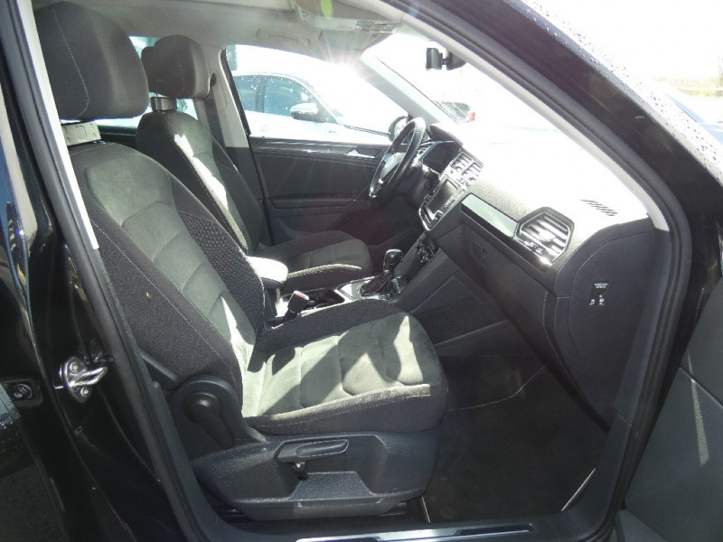 Photo 4 de l'offre de VOLKSWAGEN TIGUAN 2.0 TDI 150CH BLUEMOTION TECHNOLOGY CARAT DSG7 à 21990€ chez AUTOMOBILES DE A A Z DOMALAIN