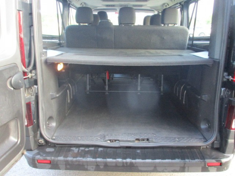 Photo 10 de l'offre de OPEL VIVARO COMBI 1.6 CDTI BITURBO 125 K2900 L2H1 COMBI + ECOFLEX START/STOP E6 à 25990€ chez AUTOMOBILES DE A A Z DOMALAIN