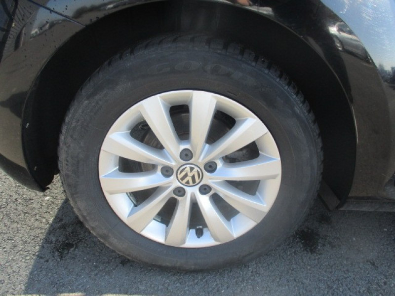 Photo 9 de l'offre de VOLKSWAGEN BEETLE 1.9 TDI 105CH CARAT à 10990€ chez AUTOMOBILES DE A A Z DOMALAIN