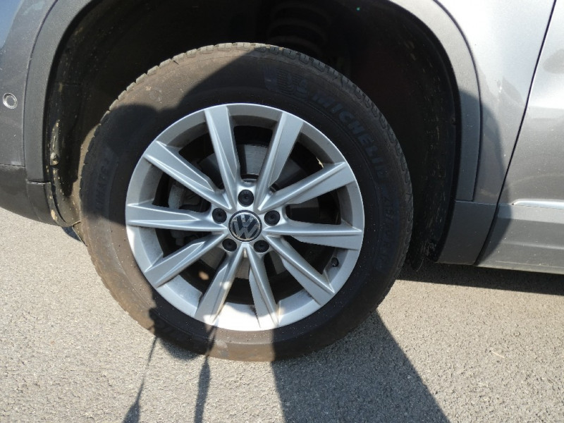 Photo 8 de l'offre de VOLKSWAGEN TIGUAN 2.0 TDI 177CH BLUEMOTION TECHNOLOGY FAP CARAT 4MOTION DSG7 à 17500€ chez AUTOMOBILES DE A A Z DOMALAIN