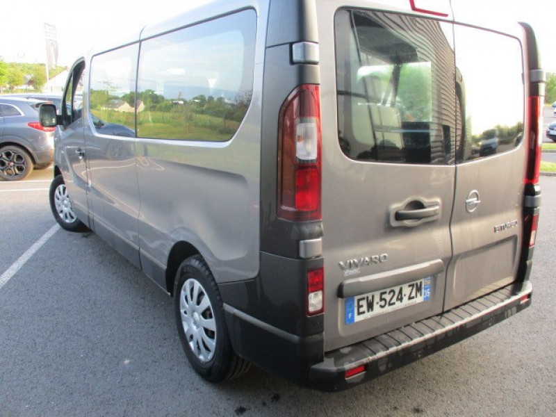 Photo 3 de l'offre de OPEL VIVARO COMBI 1.6 CDTI BITURBO 125 K2900 L2H1 COMBI + ECOFLEX START/STOP E6 à 25990€ chez AUTOMOBILES DE A A Z DOMALAIN