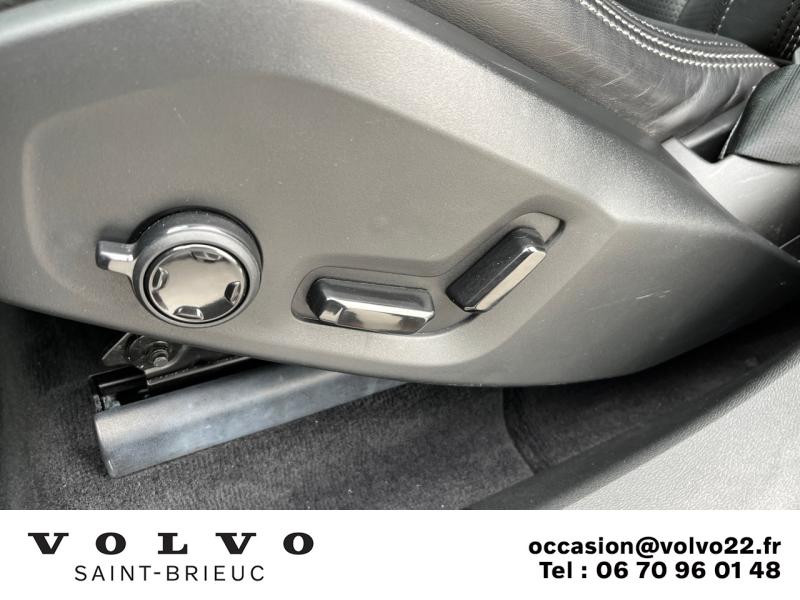 Photo 16 de l'offre de VOLVO XC60 B5 AdBlue AWD 235ch Inscription Luxe Geartronic à 40990€ chez Côte Ouest Automobiles