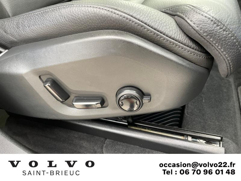 Photo 21 de l'offre de VOLVO XC60 D4 AdBlue 190ch Inscription Luxe Geartronic à 39490€ chez Côte Ouest Automobiles