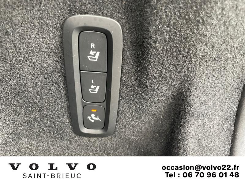 Photo 12 de l'offre de VOLVO XC60 D4 AdBlue 190ch Inscription Luxe Geartronic à 39490€ chez Côte Ouest Automobiles