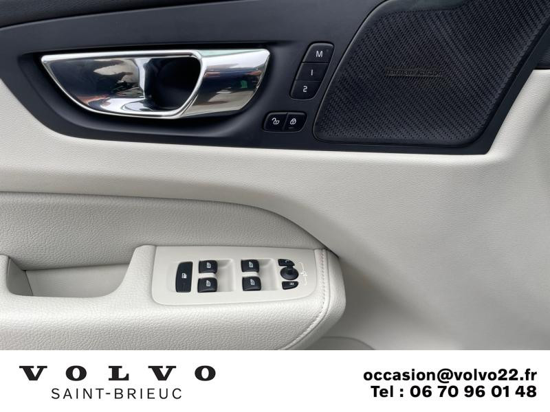 Photo 12 de l'offre de VOLVO XC60 D4 AdBlue 190ch Inscription Luxe Geartronic à 38990€ chez Côte Ouest Automobiles