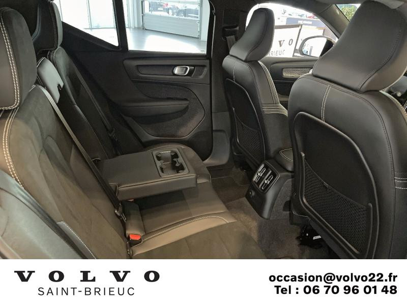 Photo 7 de l'offre de VOLVO XC40 T5 Recharge 180 + 82ch R-Design DCT 7 à 49990€ chez Côte Ouest Automobiles
