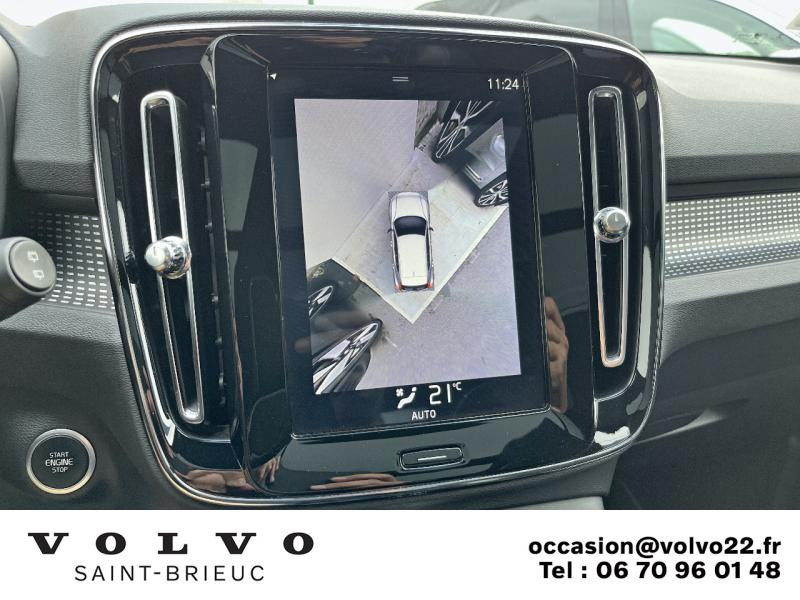 Photo 11 de l'offre de VOLVO XC40 D4 AdBlue AWD 190ch R-Design Geartronic 8 à 35990€ chez Côte Ouest Automobiles