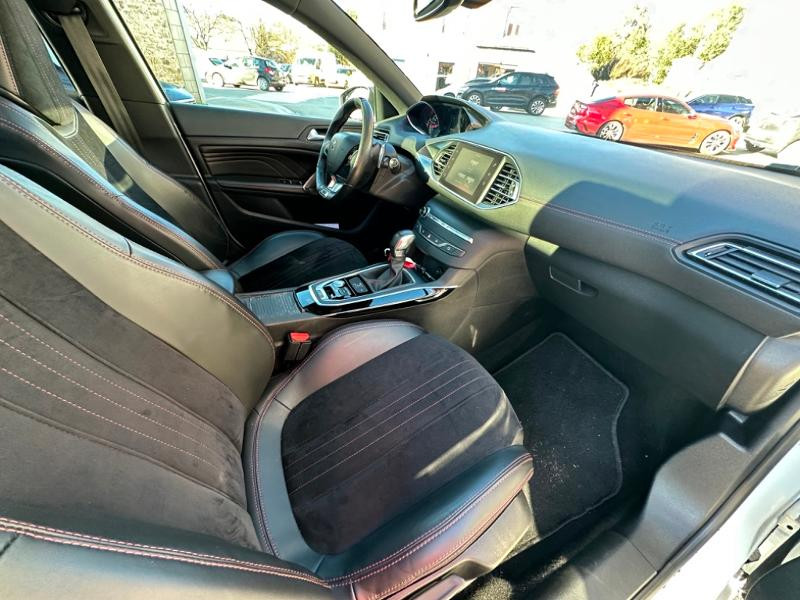 Photo 15 de l'offre de PEUGEOT 308 SW 2.0 BlueHDi FAP 180ch GT EAT6 à 17990€ chez Garage Guézénec