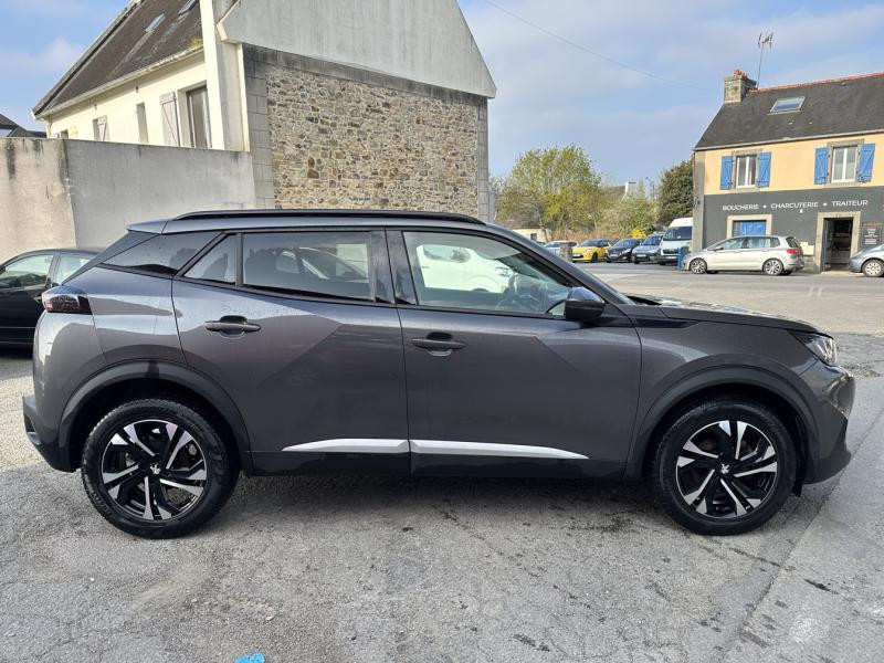Photo 6 de l'offre de PEUGEOT 2008 1.2 PureTech 100ch S&S Allure Pack à 21990€ chez Garage Guézénec