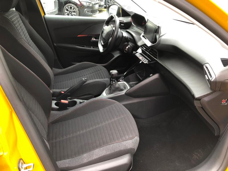 Photo 14 de l'offre de PEUGEOT 208 1.2 PureTech 100ch S&S Active à 17490€ chez Garage Guézénec