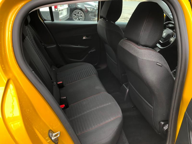 Photo 13 de l'offre de PEUGEOT 208 1.2 PureTech 100ch S&S Active à 17490€ chez Garage Guézénec