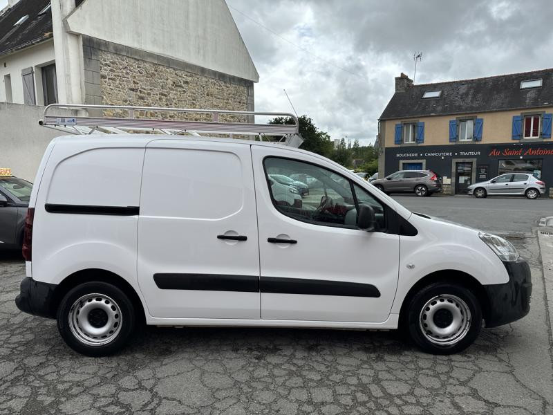Photo 6 de l'offre de CITROEN Berlingo M 1.6 BlueHDi 75 Club à 13800€ chez Garage Guézénec