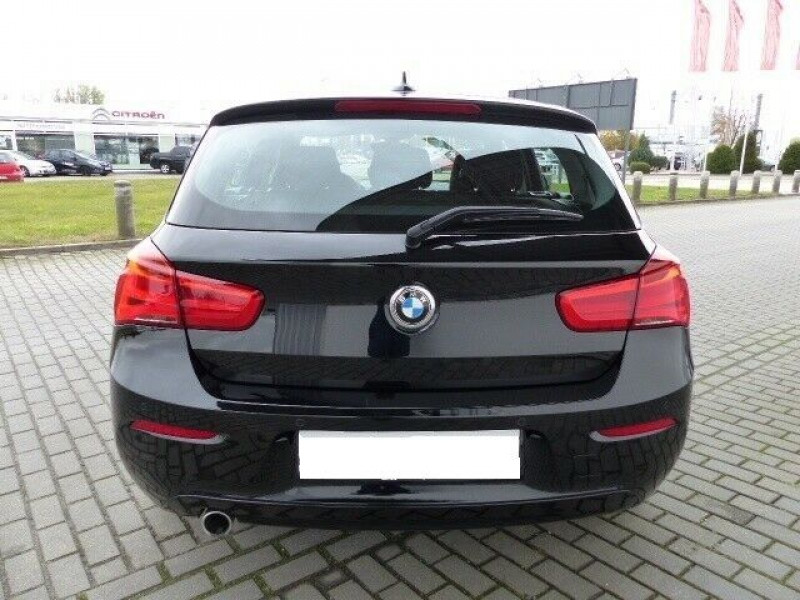 Photo 5 de l'offre de BMW SERIE 1 (F21/F20) 118DA 150CH LOUNGE 5P EURO6D-T à 22490€ chez e-Vago