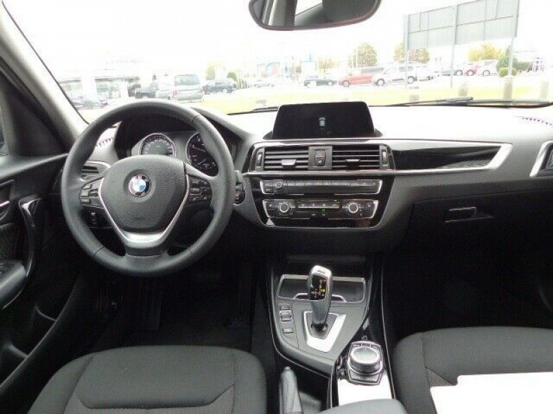 Photo 7 de l'offre de BMW SERIE 1 (F21/F20) 118DA 150CH LOUNGE 5P EURO6D-T à 22490€ chez e-Vago