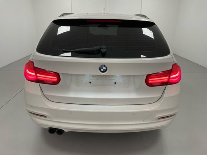 Photo 5 de l'offre de BMW SERIE 3 TOURING (F31) 320DA 190CH LOUNGE + GPS + HIFI à 27990€ chez e-Vago