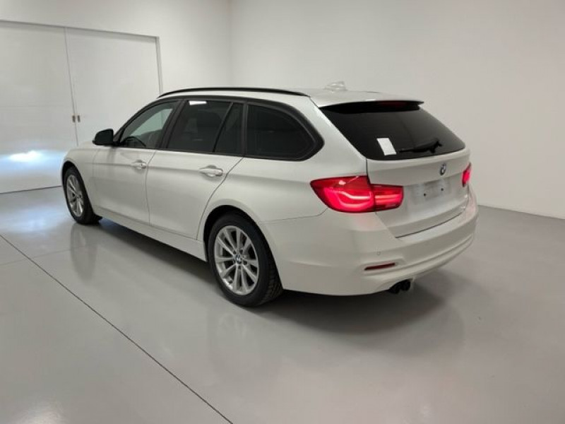 Photo 2 de l'offre de BMW SERIE 3 TOURING (F31) 320DA 190CH LOUNGE + GPS + HIFI à 27990€ chez e-Vago