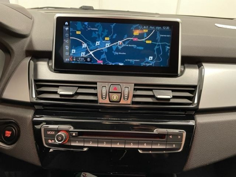 Photo 11 de l'offre de BMW SERIE 2 ACTIVETOURER (F45) 225XEA 224CH BUSINESS + GPS PRO + HARMAN KARDON à 27990€ chez e-Vago