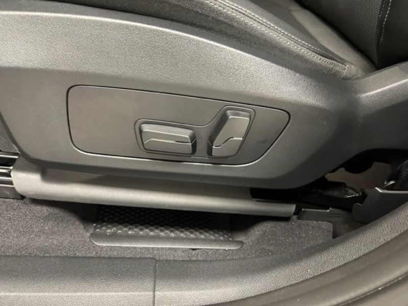 Photo 6 Bmw X1 (U11) SDRIVE18I 136CH XLINE + VOLANT M + ED.BALANCE Essence UTAH ORANGE en vente chez e-Vago Photo 6 de l'offre de BMW X1 (U11) SDRIVE18I 136CH XLINE + VOLANT M + ED.BALANCE à 39990€ chez e-Vago