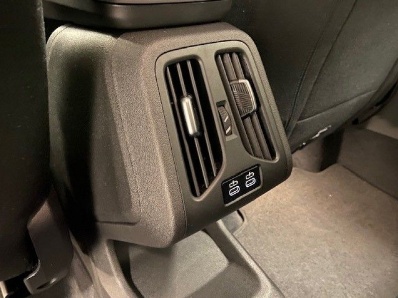 Photo 20 Bmw SERIE 2 ACTIVETOURER (U06) 218D 150CH ACTIVE TOURER DKG7 + PACK PREMIUM Diesel BLACK SAPPHIRE  en vente chez e-Vago Photo 20 de l'offre de BMW SERIE 2 ACTIVETOURER (U06) 218D 150CH ACTIVE TOURER DKG7 + PACK PREMIUM à 30990€ chez e-Vago