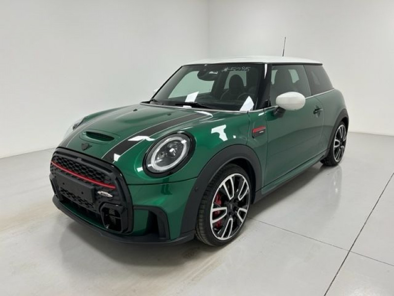 Photo Mini MINI JOHN COOPER WORKS 231CH BVA8 + JA18 Essence BRITISH RACING GREE en vente chez e-Vago Mini MINI JOHN COOPER WORKS 231CH BVA8 + JA18 Essence BRITISH RACING GREE Occasion à vendre