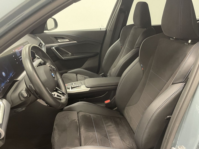 Photo 10 Bmw X1 (U11) SDRIVE18I 136CH M SPORT + JA19 + ED BALANCE Essence CAPE YORK GREEN en vente chez e-Vago Photo 10 de l'offre de BMW X1 (U11) SDRIVE18I 136CH M SPORT + JA19 + ED BALANCE à 42990€ chez e-Vago