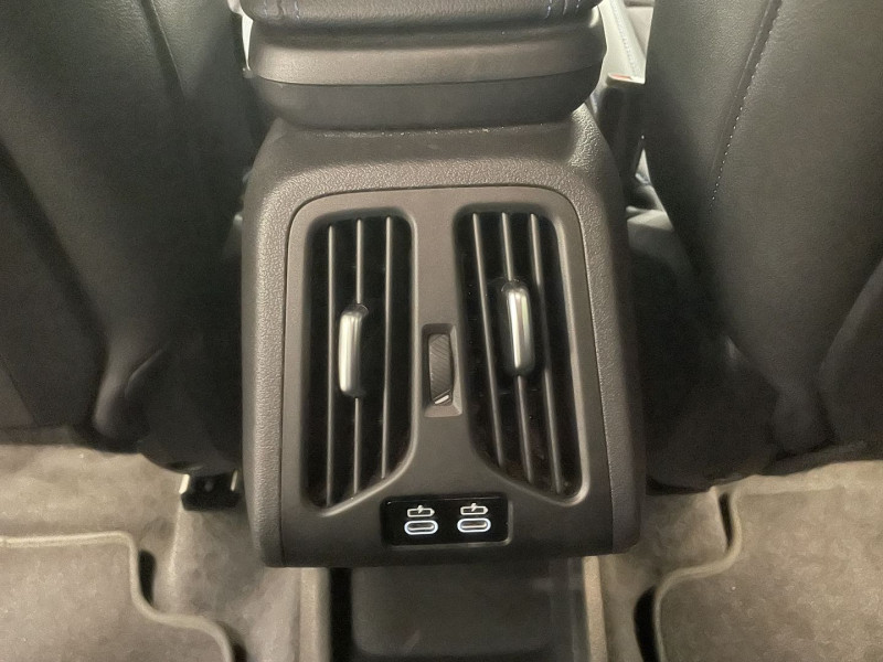 Photo 13 Bmw X1 (U11) SDRIVE18I 136CH M SPORT + JA19 + ED BALANCE Essence CAPE YORK GREEN en vente chez e-Vago Photo 13 de l'offre de BMW X1 (U11) SDRIVE18I 136CH M SPORT + JA19 + ED BALANCE à 42990€ chez e-Vago