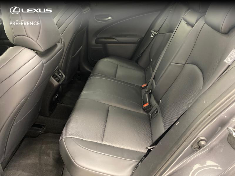 Photo 12 de l'offre de LEXUS UX 250h 4WD F SPORT Executive MY20 à 39980€ chez Brest Automobiles - Toyota Brest