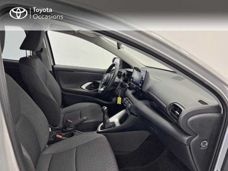 Photo 6 de l'offre de TOYOTA Yaris 70 VVT-i Design 5p à 16980€ chez Brest Automobiles - Toyota Brest