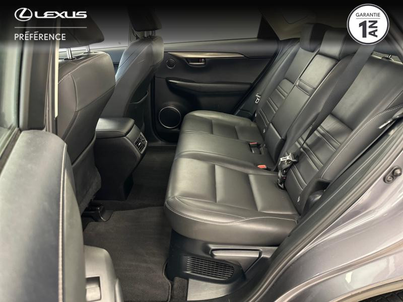 Photo 12 de l'offre de LEXUS NX 300h 4WD Pack Business à 26480€ chez Brest Automobiles - Toyota Brest