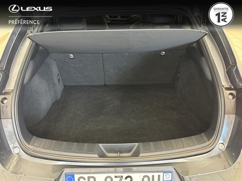 Photo 10 de l'offre de LEXUS UX 300e Pack à 36980€ chez Brest Automobiles - Toyota Brest