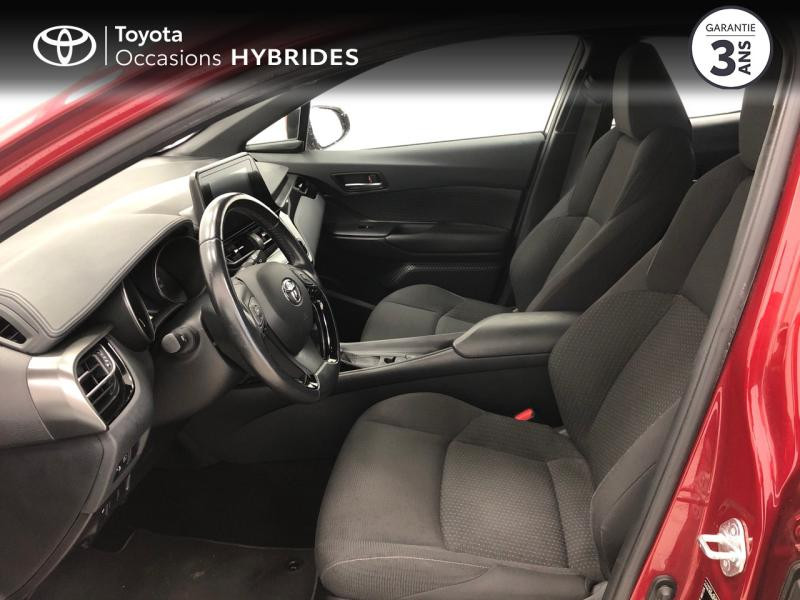 Photo 11 de l'offre de TOYOTA C-HR 122h Dynamic 2WD E-CVT à 19980€ chez Brest Automobiles - Toyota Brest