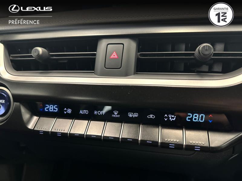 Photo 22 de l'offre de LEXUS UX 300e Pack à 36980€ chez Brest Automobiles - Toyota Brest