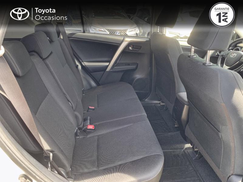 Photo 7 de l'offre de TOYOTA RAV4 124 D-4D Life 2WD à 12980€ chez Brest Automobiles - Toyota Brest