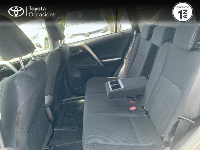 Photo 12 de l'offre de TOYOTA RAV4 124 D-4D Life 2WD à 12980€ chez Brest Automobiles - Toyota Brest